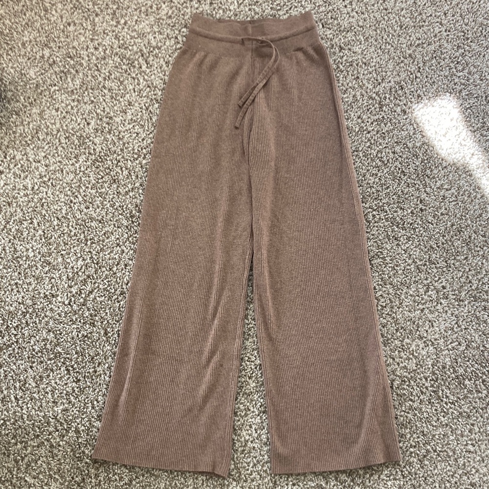 Uniqlo Brown Wide-Leg Pants